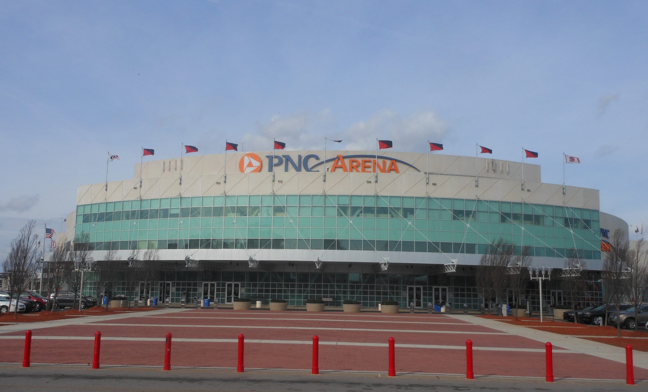 pnc-arena-basketball-tripper